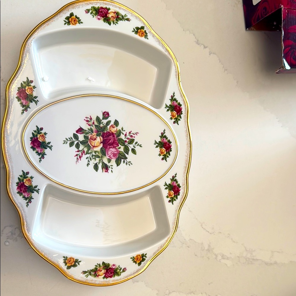 Royal Albert Floral Divided Platter with Gold Trim
Brand new in box